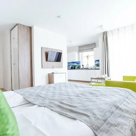Апартаменты Apartamenty Klifowe - Sun Seasons 24 *